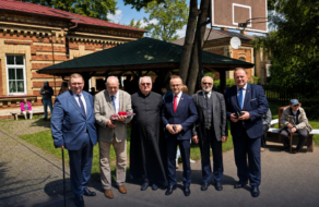 post-image